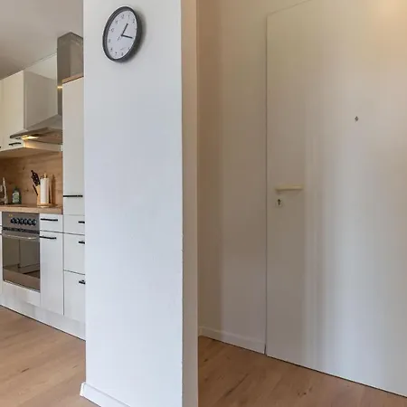 Central Apartment, 55M2, Kitchen, Washer, Netflix, Parking Cottbus Exterior photo
